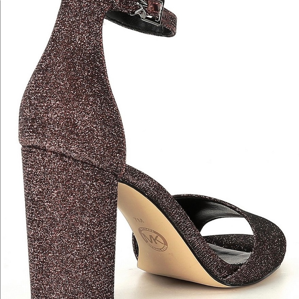 🤎Michael Kors Leela Gleeter Sandle🤎 - Picture 7 of 7